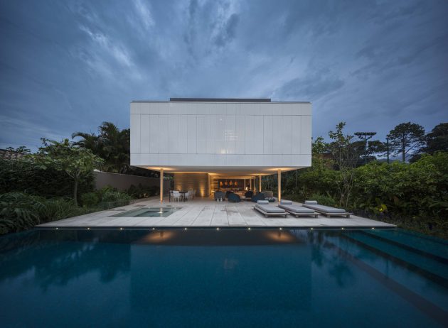 The Fabulous White House By Studio MK27 in Brazil (7)