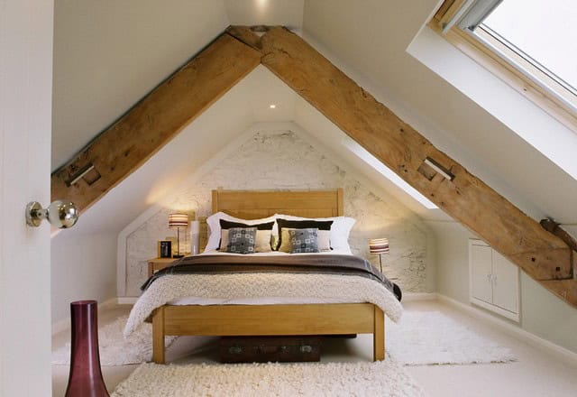 19 Fascinating Bedroom Designs With Exposed Beams That Will Delight You 1