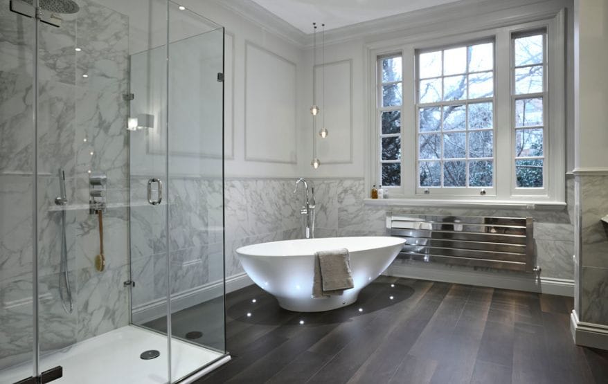 18 Luxury Bathroom Designs With Freestanding Bathtub 1