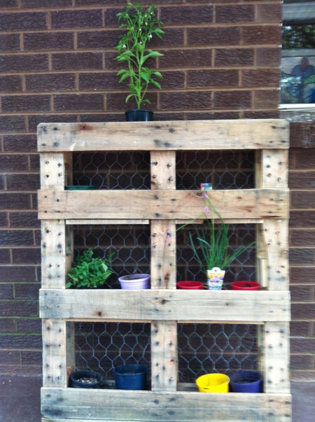 21 New Outstanding DIY Pallet Projects That You Must See