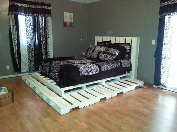 23 Really Fascinating DIY Pallet Bed Designs That Everyone Should See