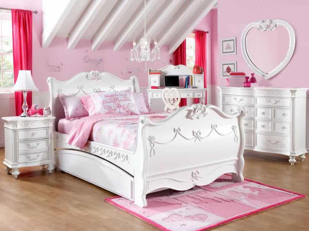 17 Glorious Princess Themed Child's Room Designs That Will Fascinate You 10