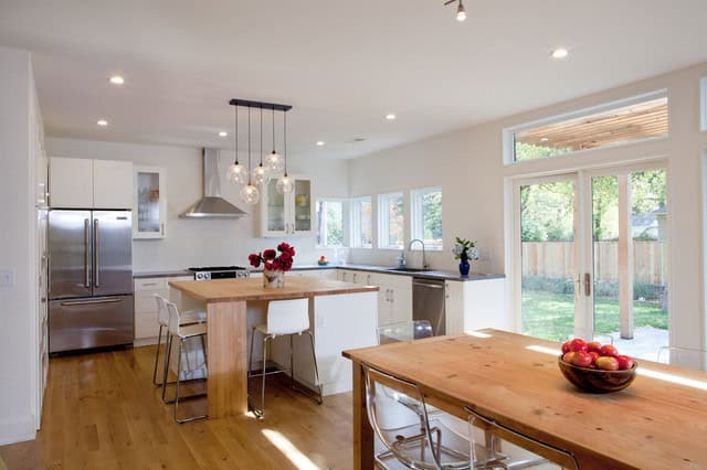 18 Fascinating Hanging Kitchen Lighting Ideas For Modern Kitchens 18