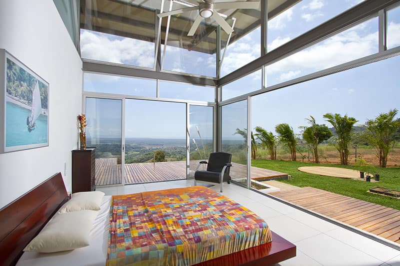 20 Spectacular Interiors With Floor-To-Ceiling Windows That Offer Incredible Views 19