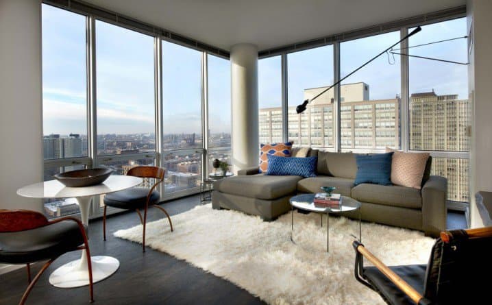 20 Spectacular Interiors With Floor-To-Ceiling Windows That Offer Incredible Views 2