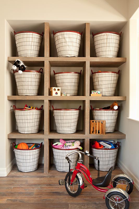 19 Genius Ideas To Use Baskets As Extra Storage In The Small Spaces