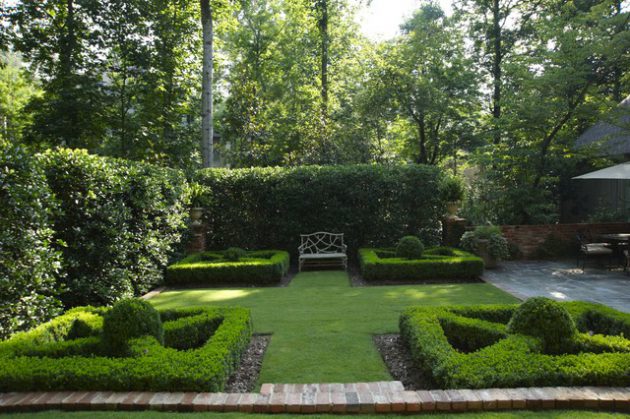 20 Majestic Formal Gardens That Will Leave You Speechless