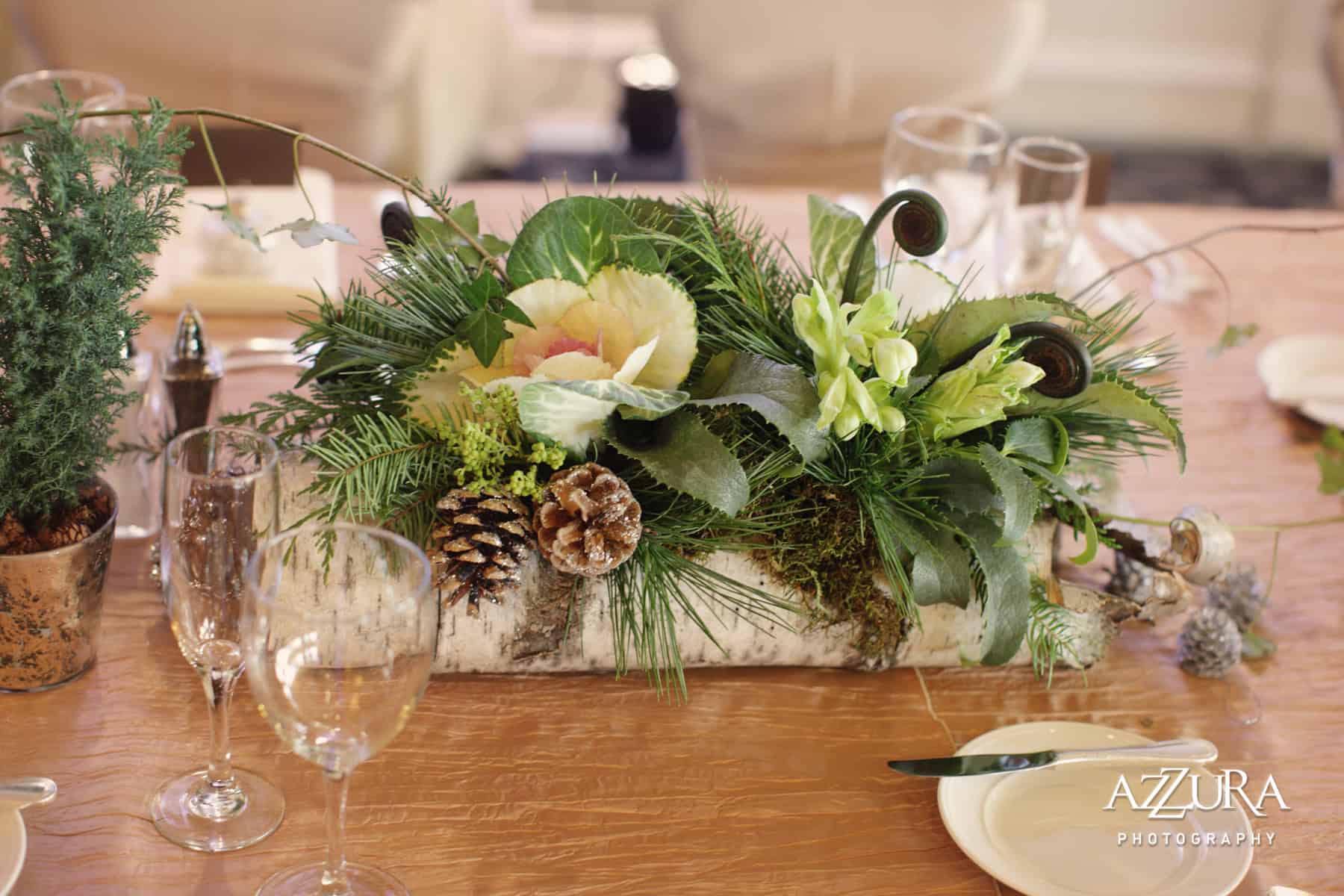17 Awe-Inspiring Log Centerpiece Designs To Adorn Your Dining Table 5