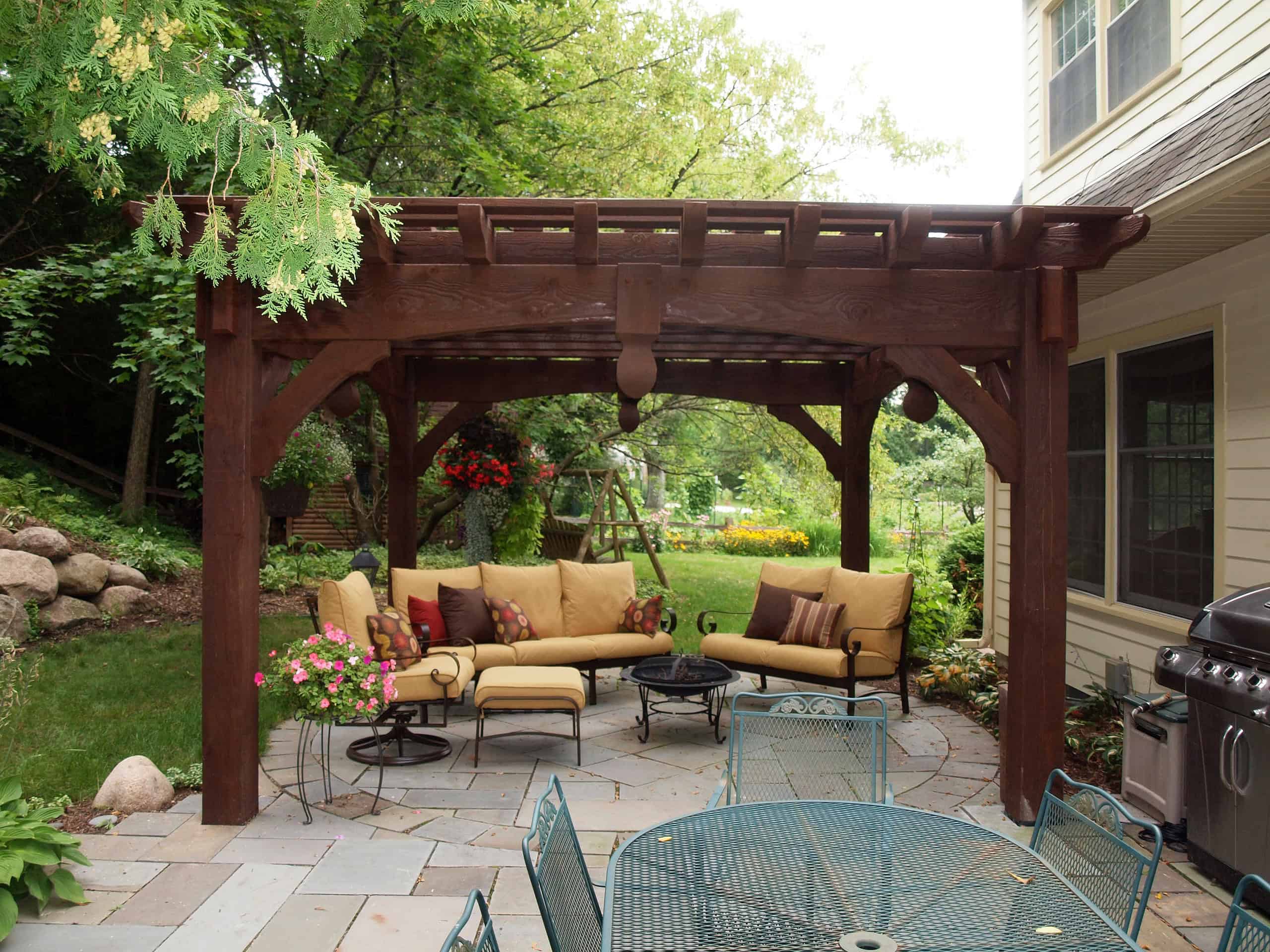 17 Attractive Ideas How To Decorate Your Small Patio Properly