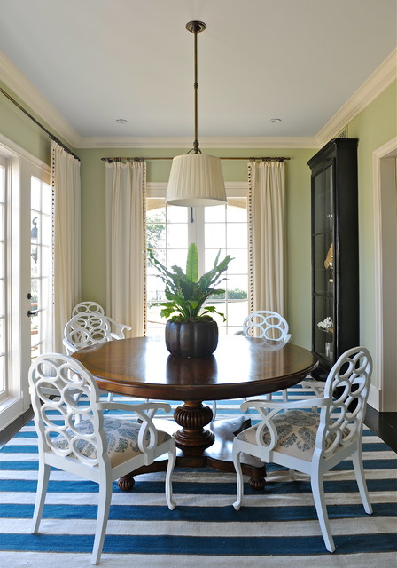 18 Big Ideas For Perfectly Decorating Small Dining Room