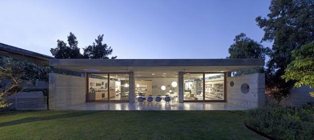 A House For An Architect in Israel by Pitsou Kedem Architects (11)