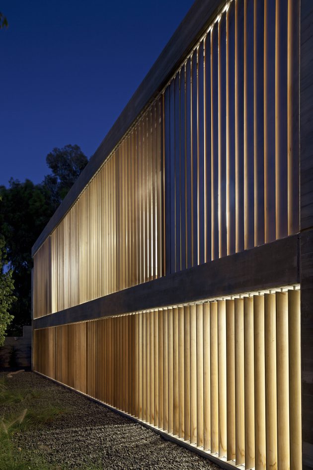 A House For An Architect in Israel by Pitsou Kedem Architects