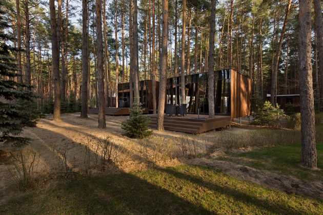 Contemporary Guest Houses Made Of Timber by YOD Design Lab (4)