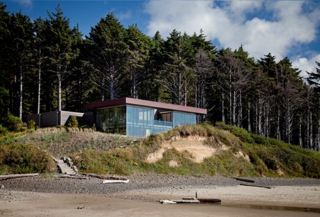 Finley Beach House - A Transparent Beachfront Residence By Bora Architects In Oregon (12)
