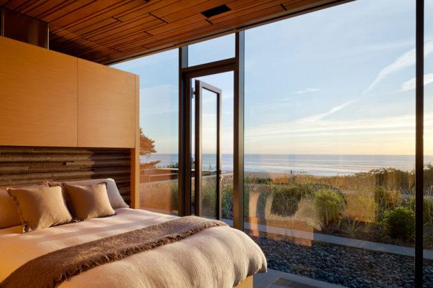 Finley Beach House - A Transparent Beachfront Residence By Bora Architects In Oregon (19)