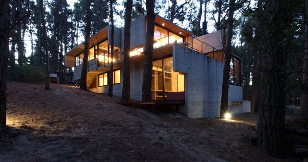 Meet The Levels House by BAK Architects in Argentina