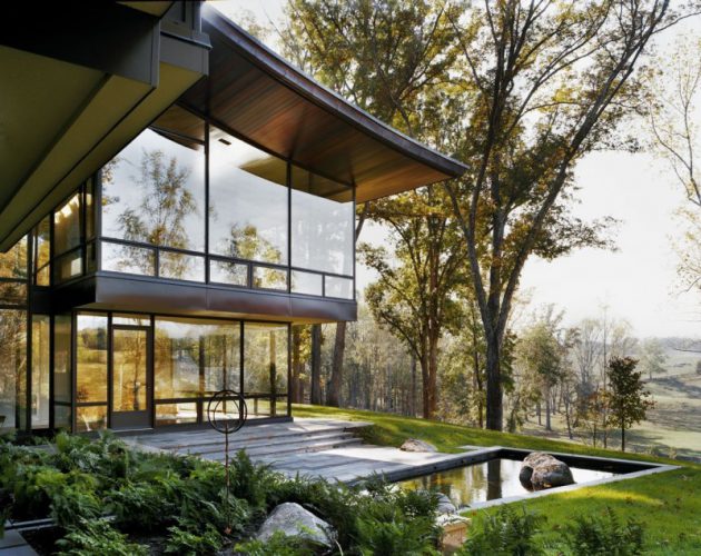 The Striking Blue Ridge Residence by Voorsanger Architects in Virginia, USA (3)