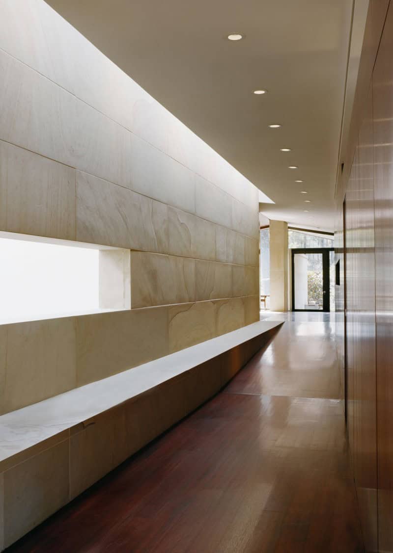 The Striking Blue Ridge Residence by Voorsanger Architects in Virginia, USA The Striking Blue Ridge Residence by Voorsanger Architects in Virginia, USA (8)