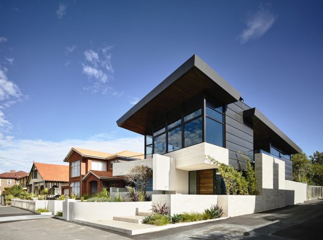 The Stunning Williamstown Beach Residence by Steve Domoney Architecture in Australia