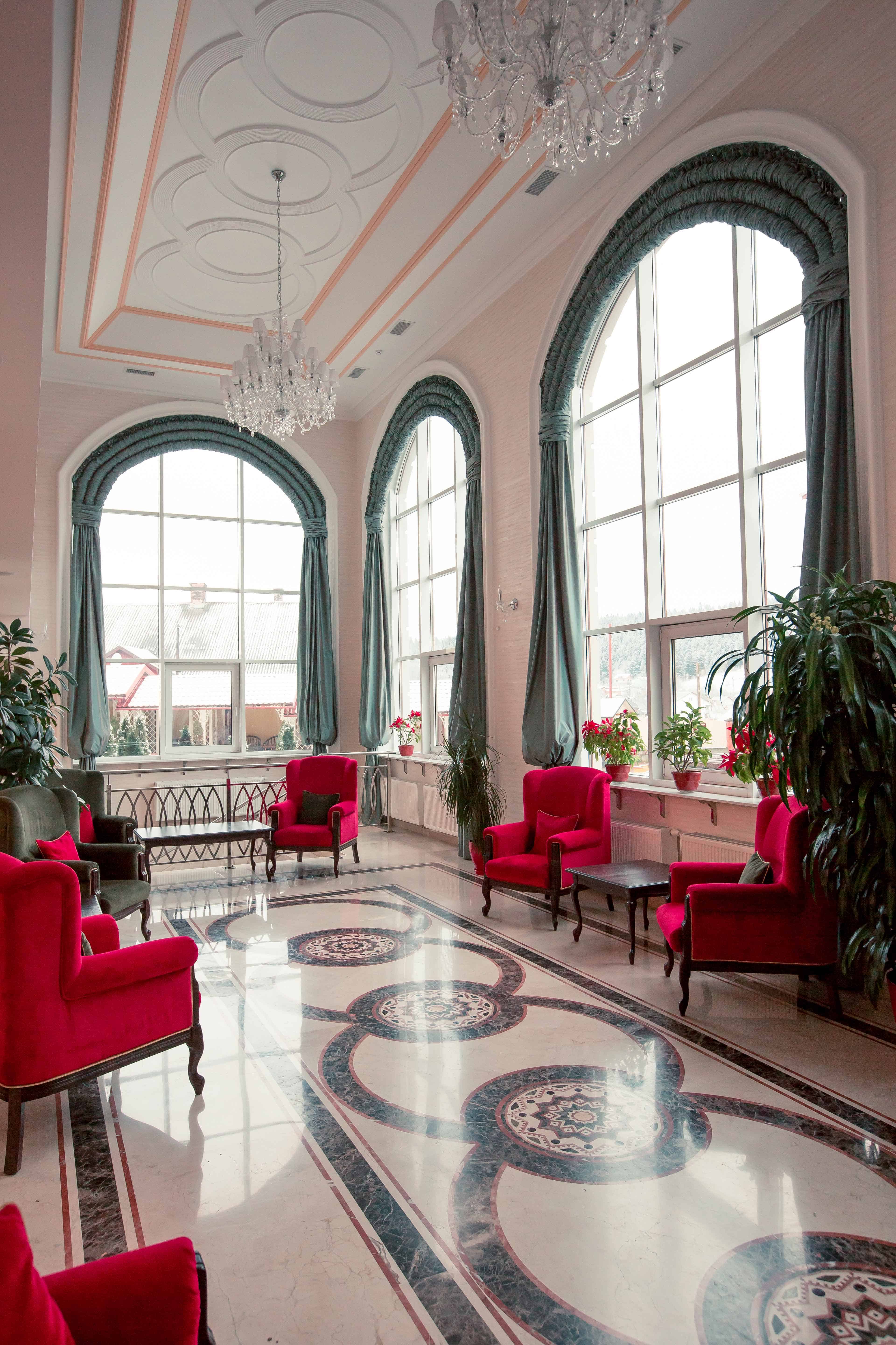 Modern Hotel, Carpathians, Skhidnytsia Photo: Volodymyr Shurubura