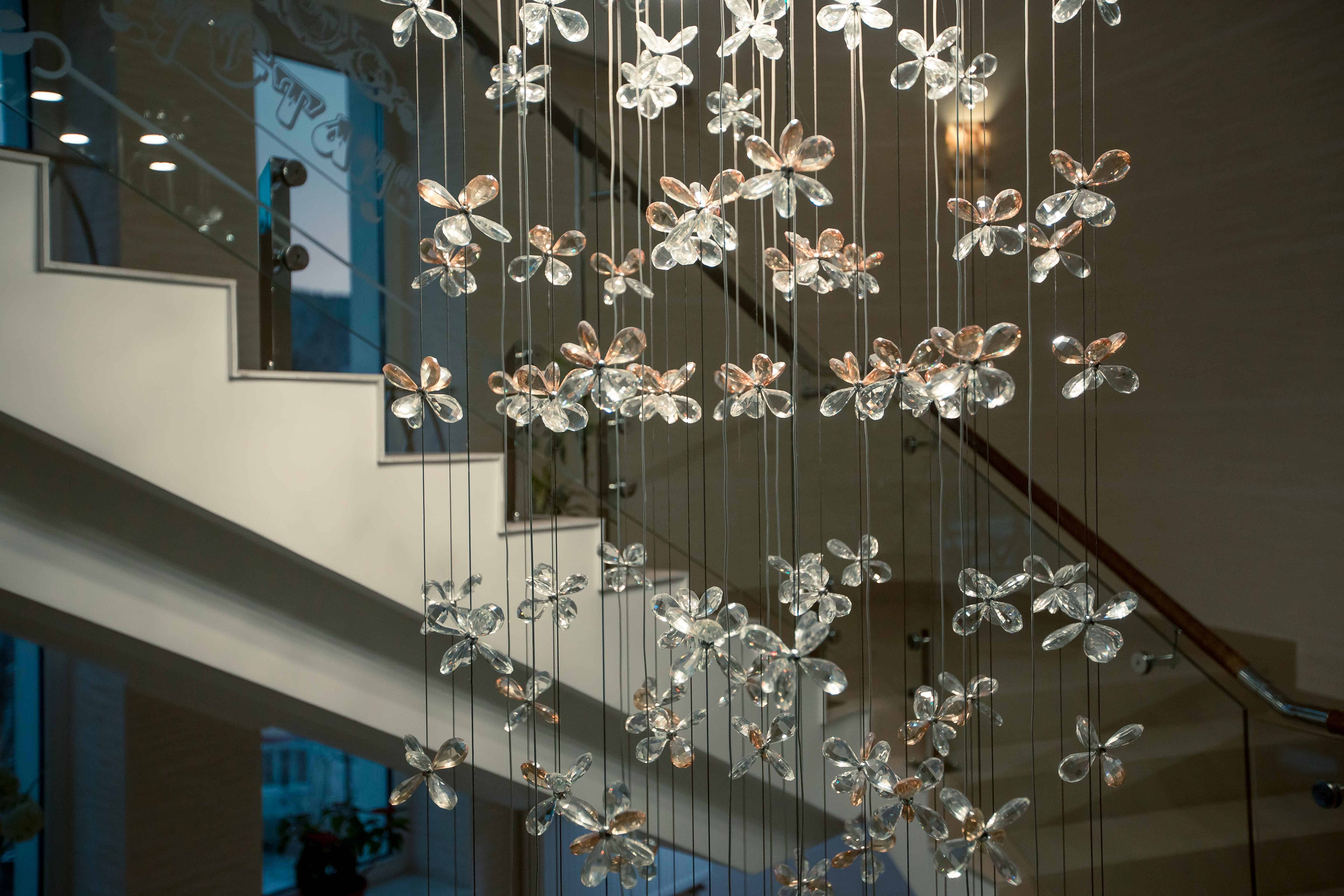 Modern Hotel, Carpathians, Skhidnytsia Photo: Volodymyr Shurubura