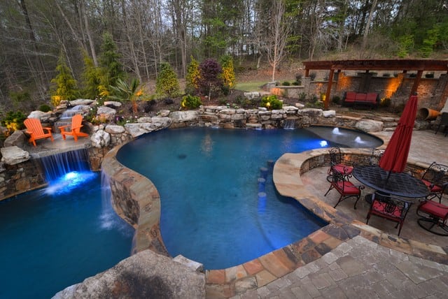 20 Divine Free-form Swimming Pool Designs That Will Amaze You 10