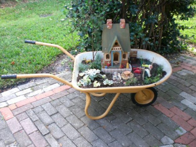 23 Extremely Interesting DIY Garden Decorations That Anyone Can Do