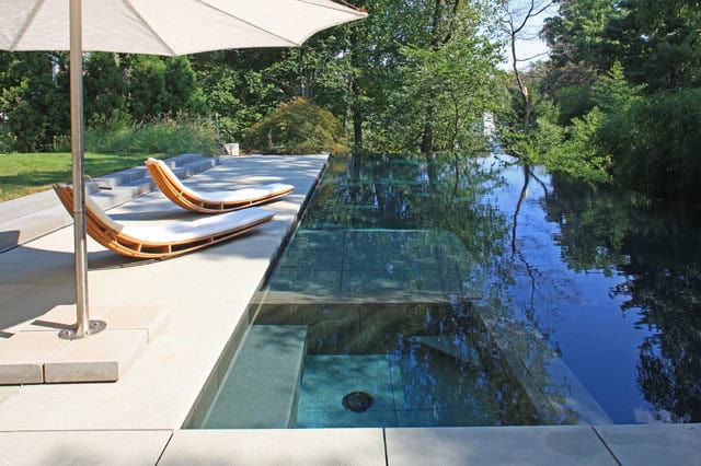 17 Magnificent Small Infinity Swimming Pool Designs To Cool Off In Your Backyard 11