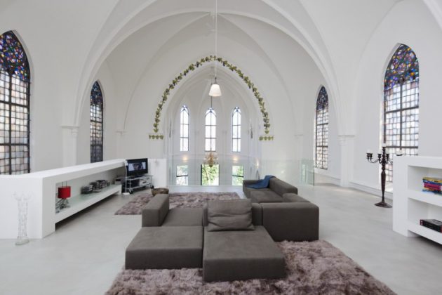 5 Most Amazing Church Conversions That Will Leave You Without Words