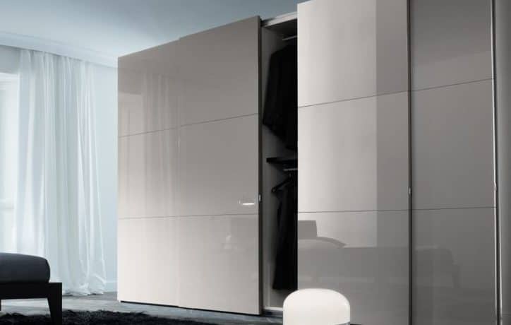 16 Magnificent Closet Designs With Sliding Doors