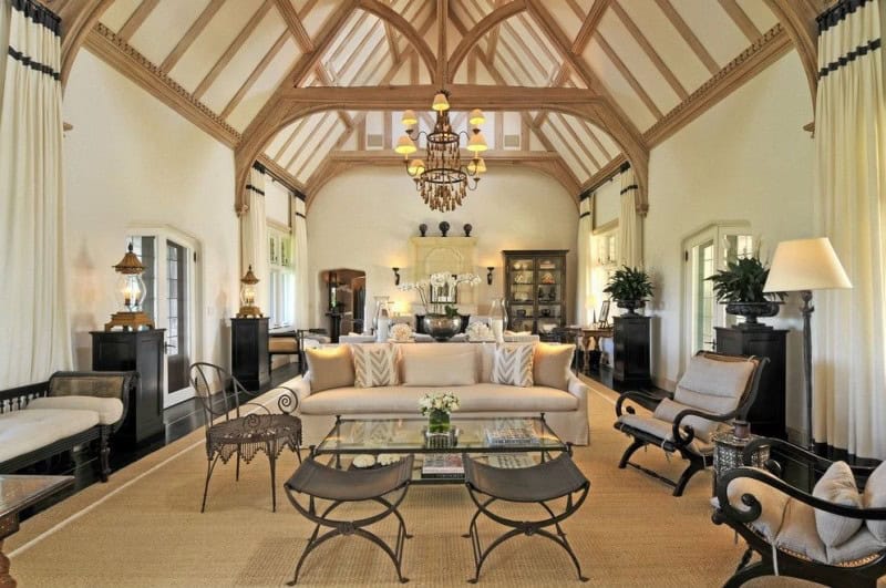 17 Charming Living Room Designs With Vaulted Ceiling 14