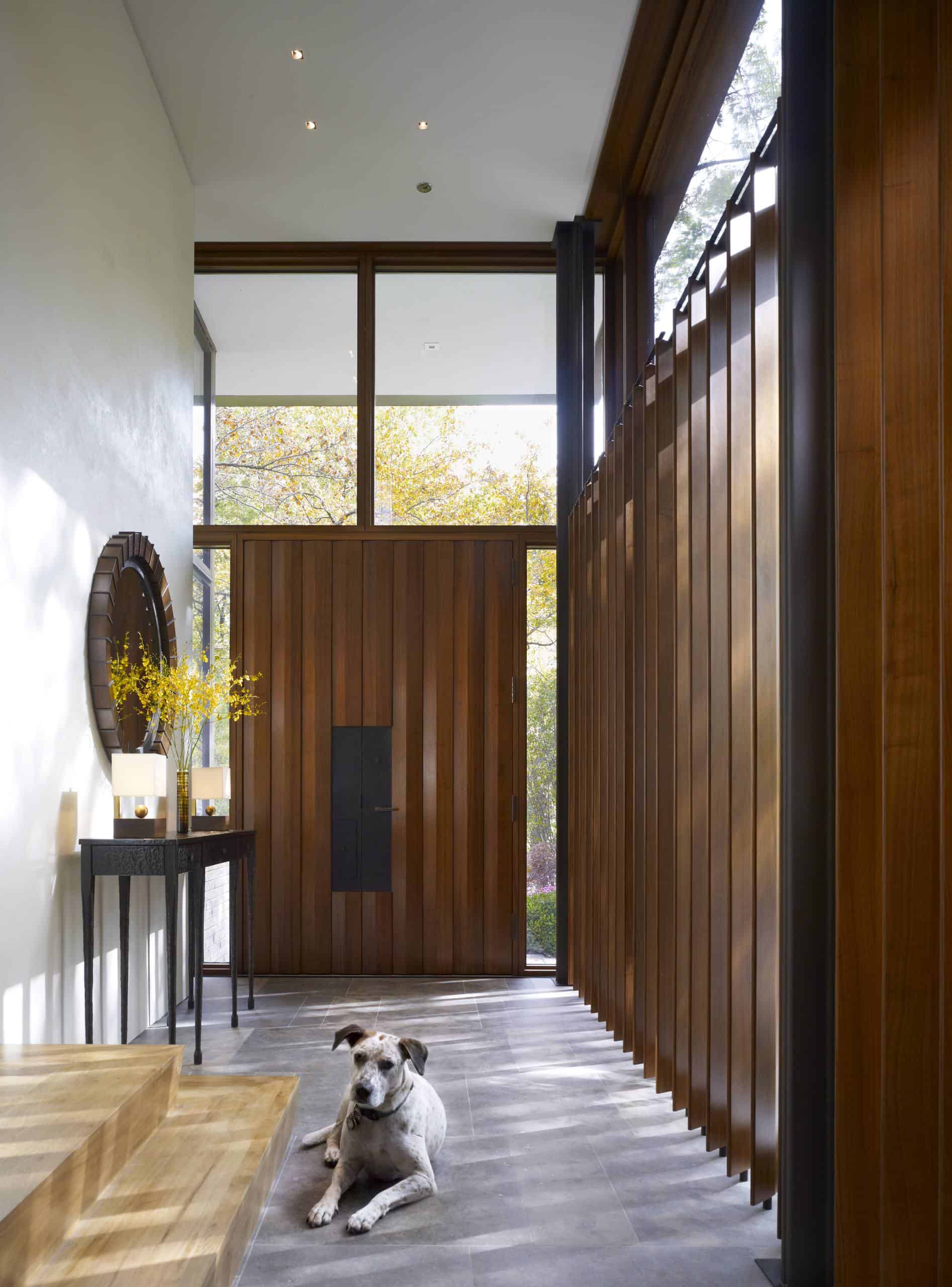 15 Beautiful Modern Foyer Designs That Will Welcome You Home 15-beautiful-modern-foyer-designs-that-will-welcome-you-home