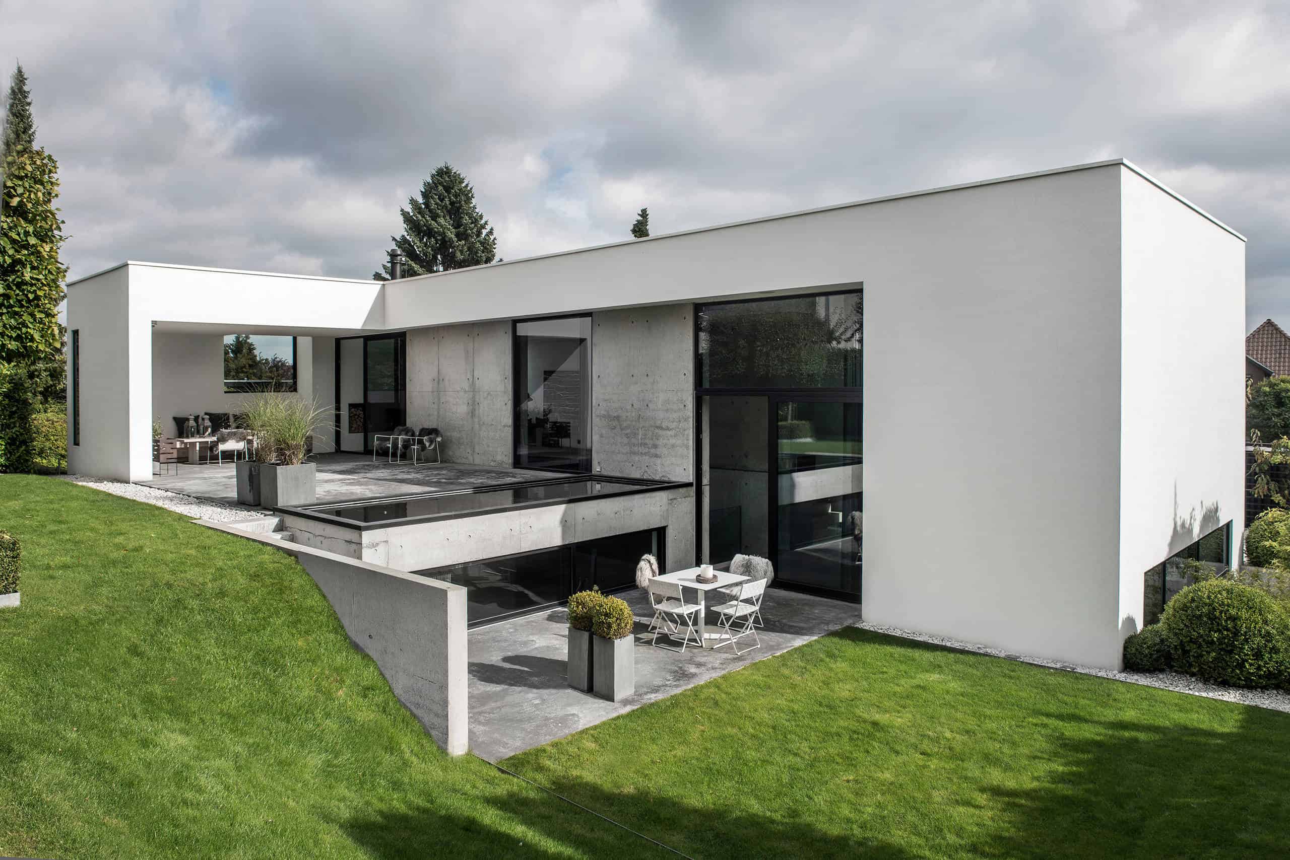 15 Stunning Modern Home Exterior Designs That Make A Statement 15 Stunning Modern Home Exterior Designs That Make A Statement