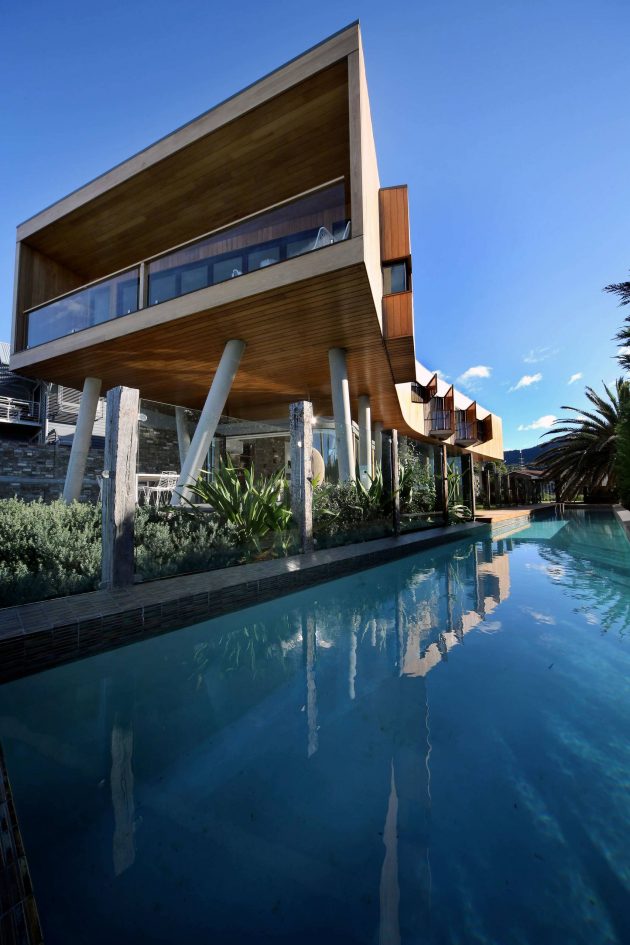 18 Dazzling Modern Swimming Pool Designs - The Ultimate Backyard Refreshment