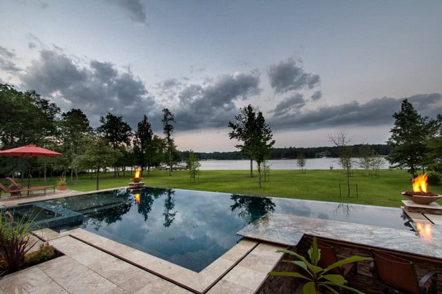 17 Magnificent Small Infinity Swimming Pool Designs To Cool Off In Your Backyard 2