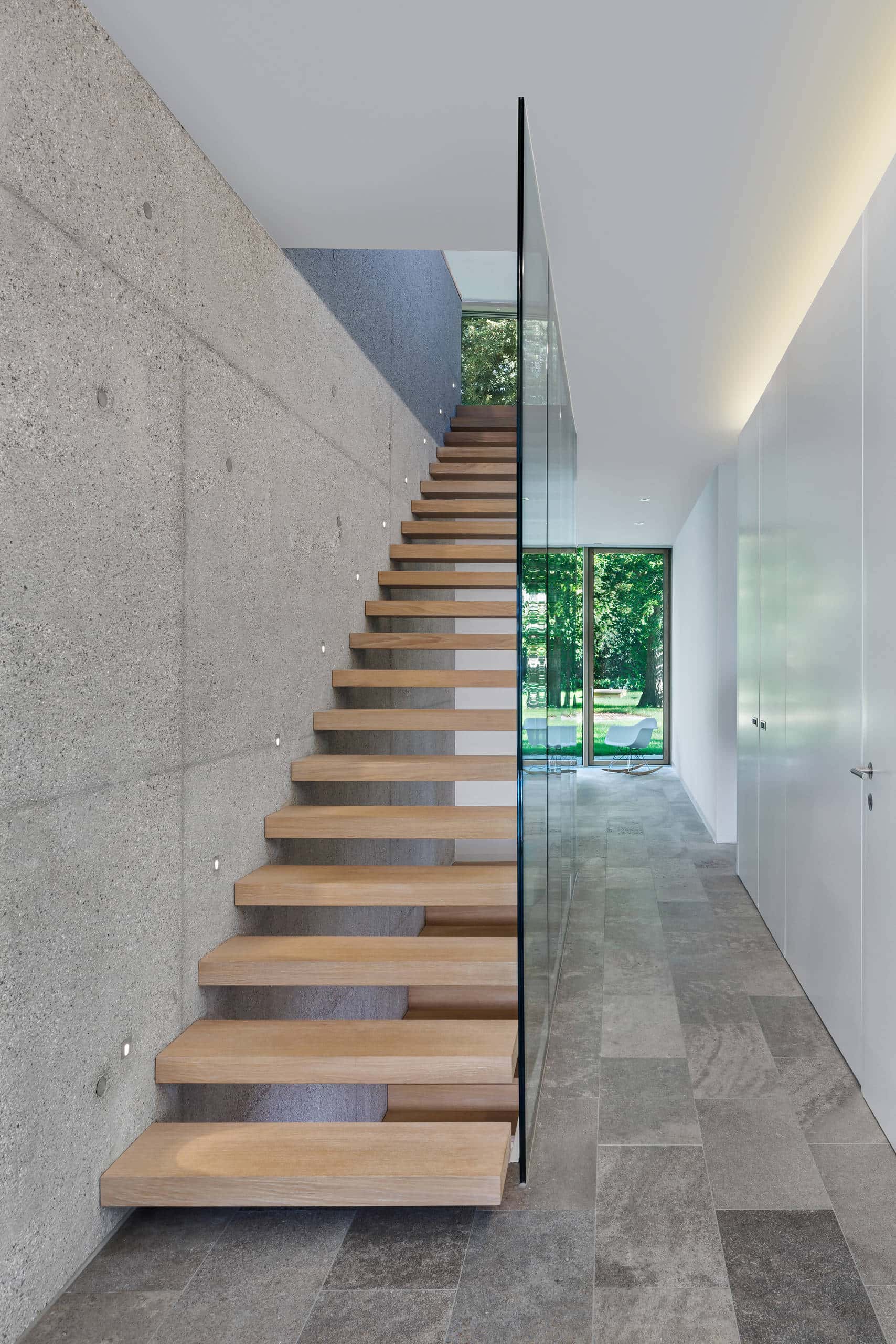 20 Astonishing Modern Staircase Designs You'll Instantly Fall For