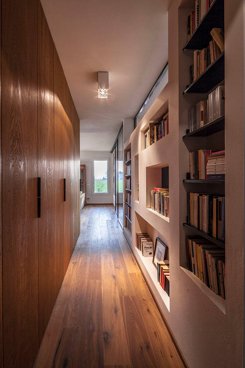 20 Remarkable Modern Hallway Designs That Will Inspire You ...