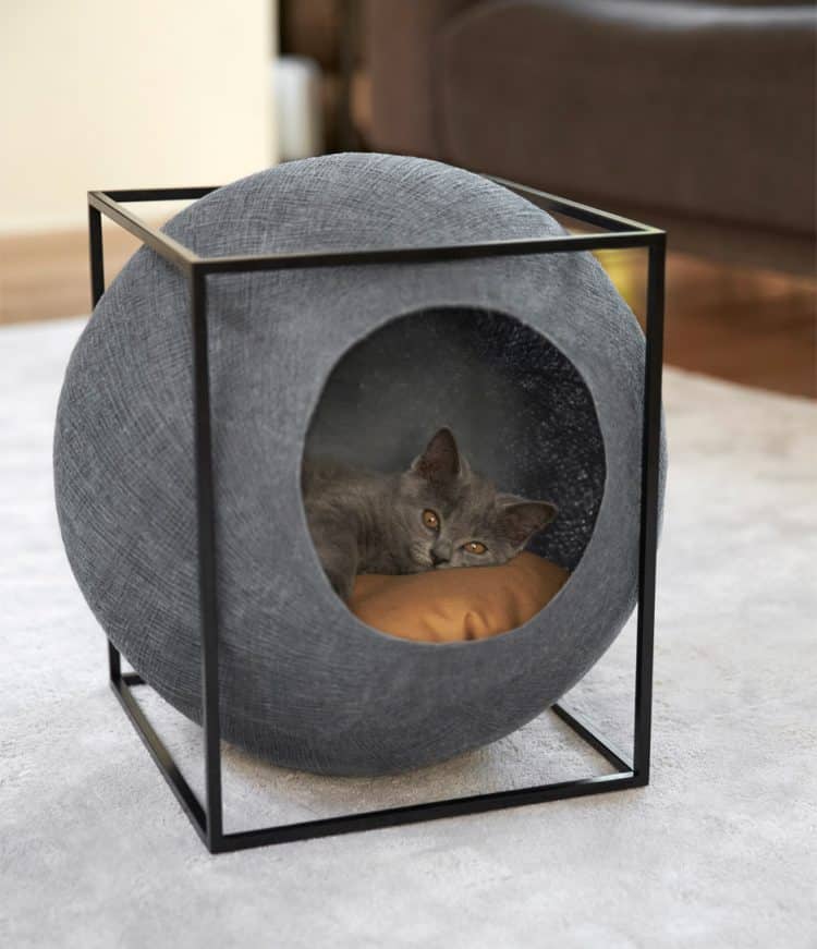 19 Most Amazing Ideas To Make Cool & Cozy Bed For Your Cat 3