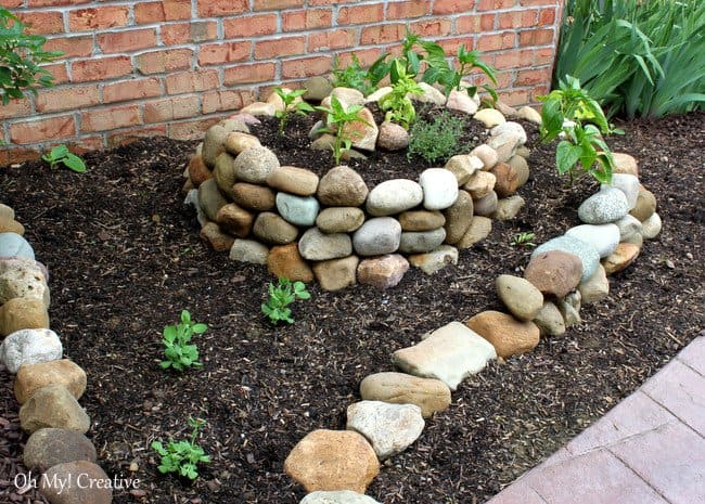 12 Spiral Garden Designs Ideal For Small Spaces 3