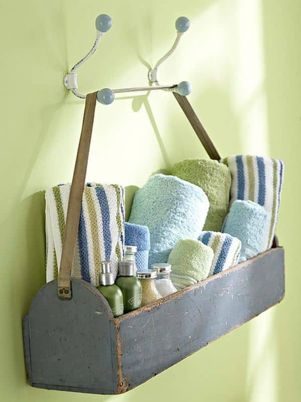 20 Really Inspiring DIY Towel Storage Ideas For Every Small Bathroom