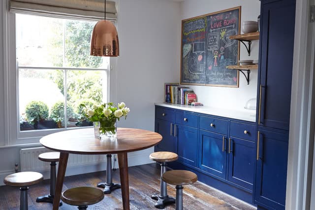 17 Charming Country Dining Room Designs That Abound With Warmth & Pleasant Feeling 7