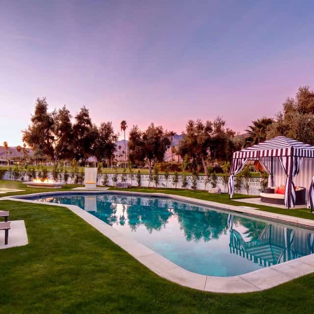 20 Divine Free-form Swimming Pool Designs That Will Amaze You 8