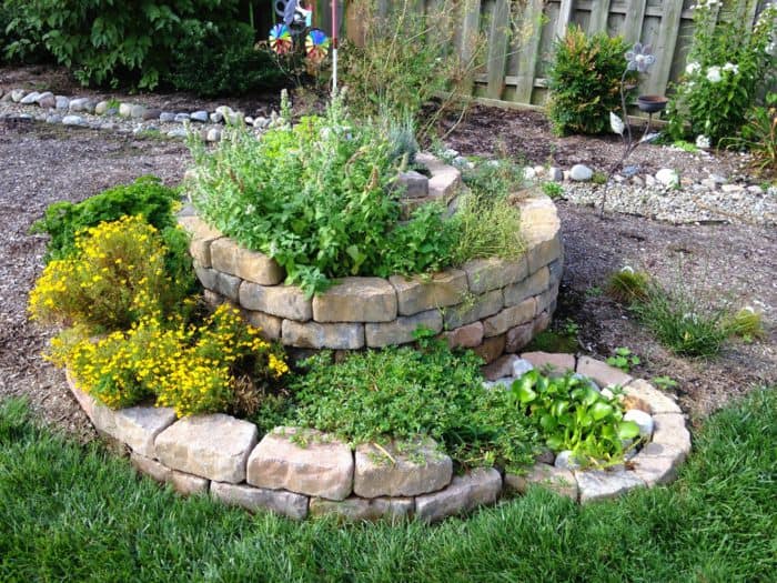 12 Spiral Garden Designs Ideal For Small Spaces 8