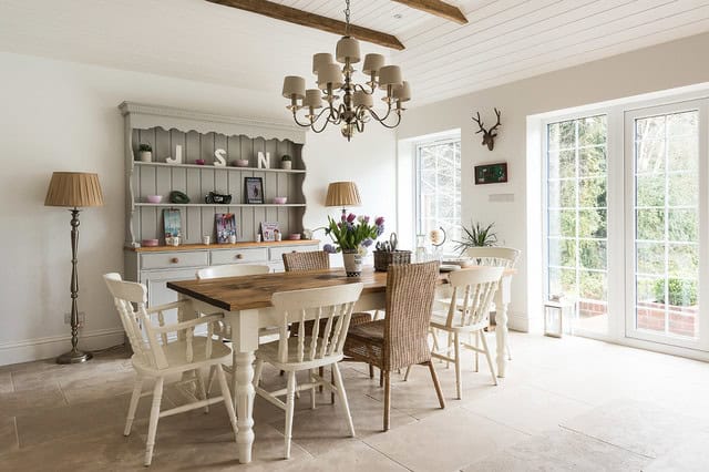 17 Charming Country Dining Room Designs That Abound With Warmth & Pleasant Feeling 9