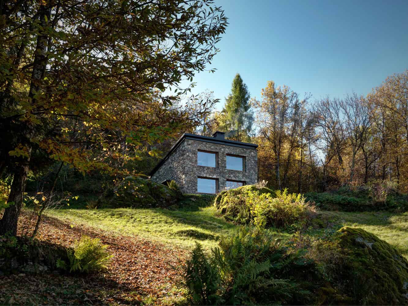 Casa Vi by EV+A Lab: A Compact and Sustainable Mountain Retreat in Sondrio, Italy Casa Vi by EV+A Lab - A Compact Home In Italy (19)