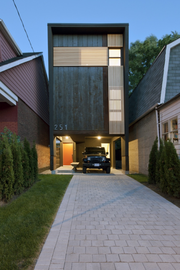 Shaft House - A Compact Home In Toronto By Atelier rzlbd