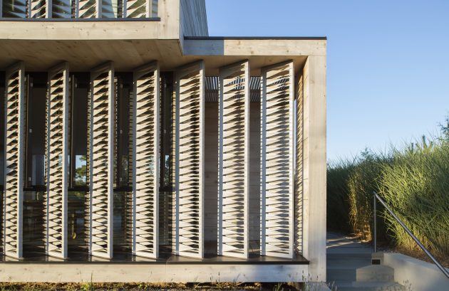 Strips Of Canvas Shade The Amagansett Dunes House By Bates Masi Architects
