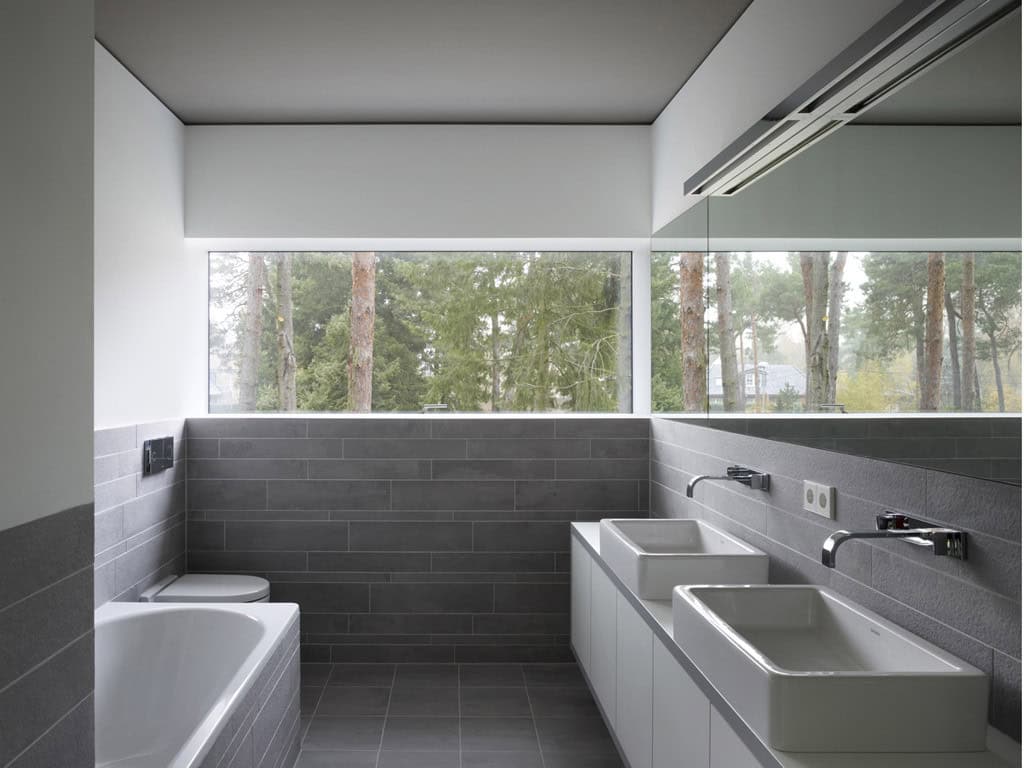 Minimum House by Scheidt Kasprusch Architekten: A Vision of Light, Efficiency, and Minimal Impact The Minimum House By Scheidt Kasprusch Architekten In Klausdorf (4)