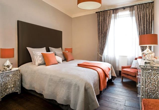 17 Sophisticated Bedroom Designs With Addition Of Orange Color 1