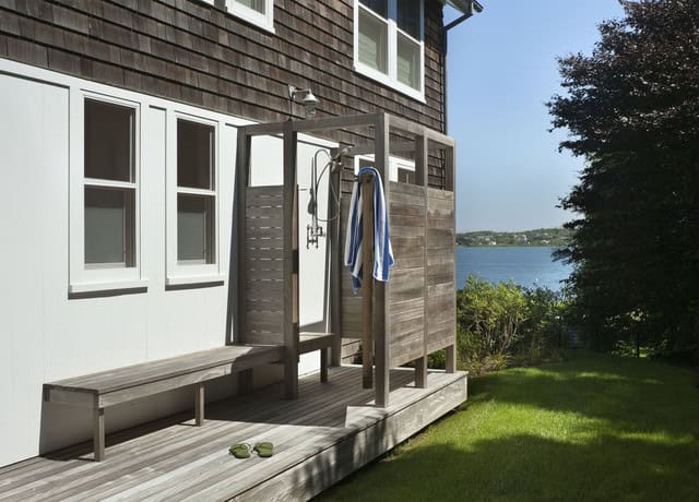 16 Really Amazing Ways To Set Up Outdoor Shower 1